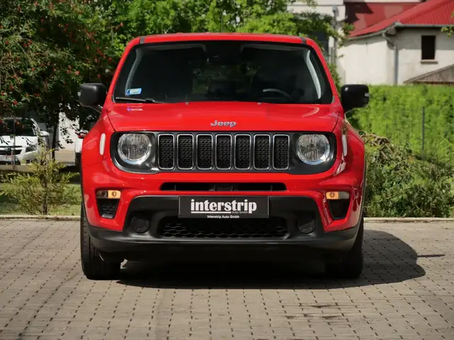 Jeep Renegade view 2