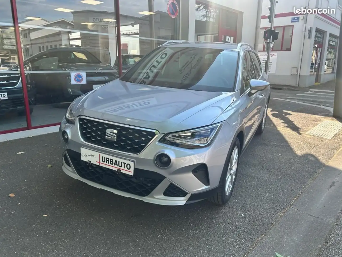 SEAT Arona (2) 1.0 TSI 115 START-STOP XPERIENCE Gris - 1