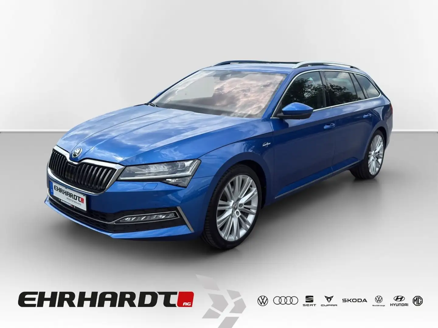 Skoda Superb Combi 2.0 TDI DSG 4x4 L&K DCC AHK*MATRIX*NAV*SH... Blau - 1