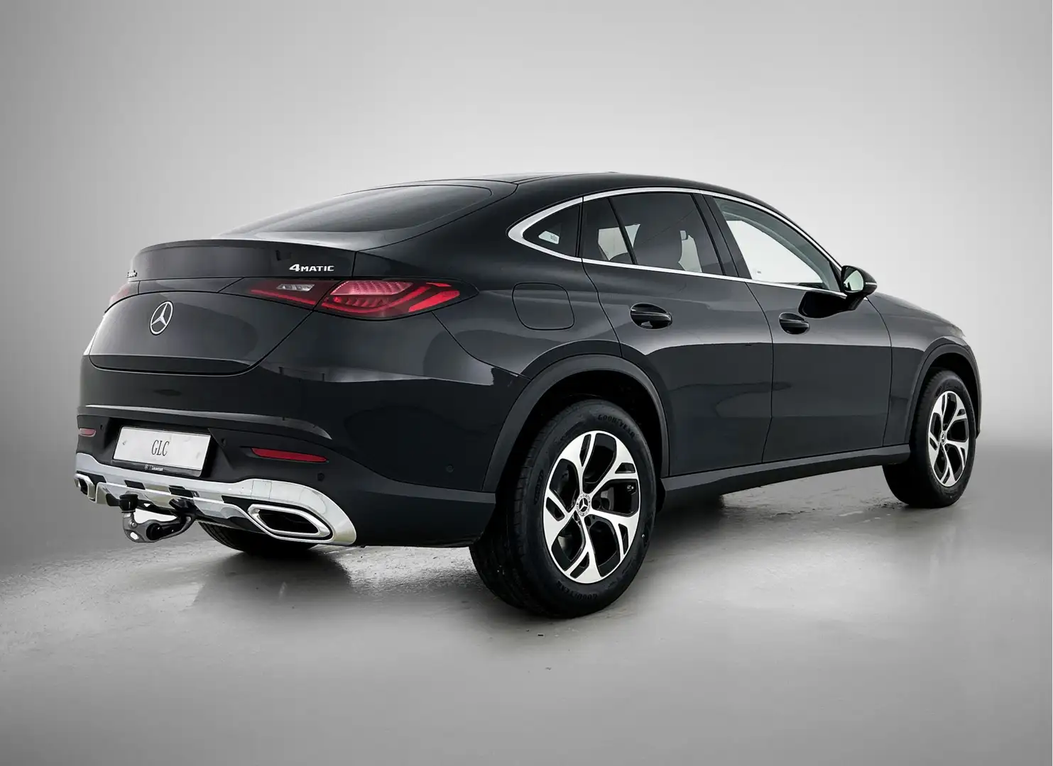 Mercedes-Benz GLC 300 Coupé 300e 4MATIC Business Solution | Trekhaak | S Schwarz - 2