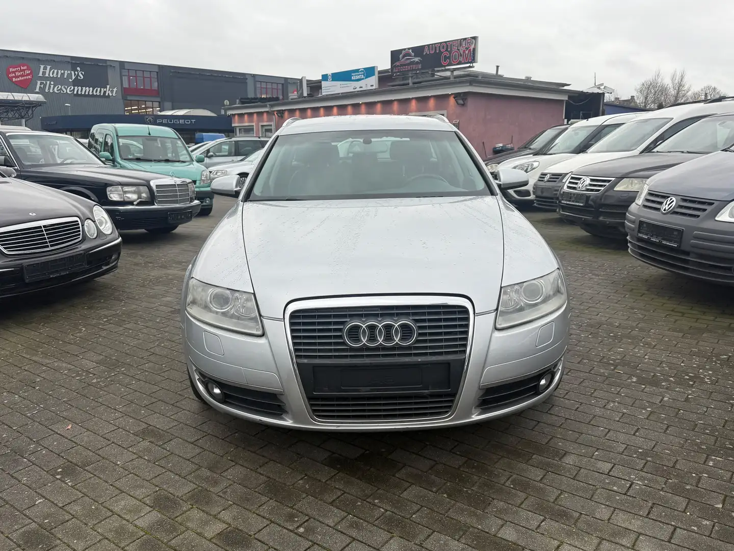 Audi A6 A6 Avant Avant 2.4 Grau - 2