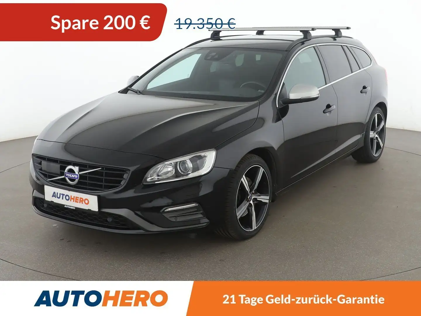 Volvo V60 2.0 T4 Momentum Aut*NAVI*ACC*CAM*PDC*SHZ* Schwarz - 1