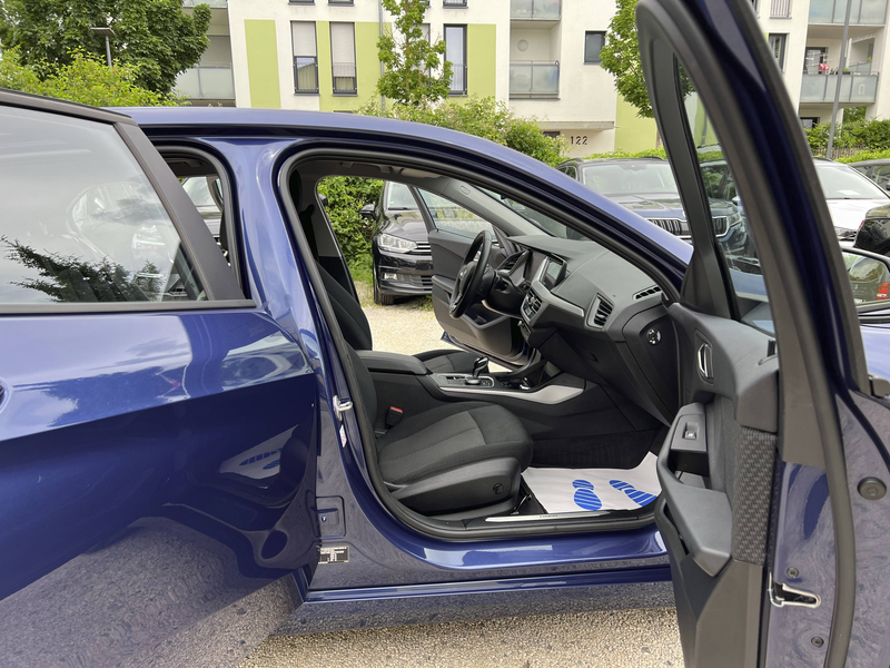 BMW 118 118 d Aut. Advantage LED+VIRTUAL+SPURASSIST+NAVI — photo 12