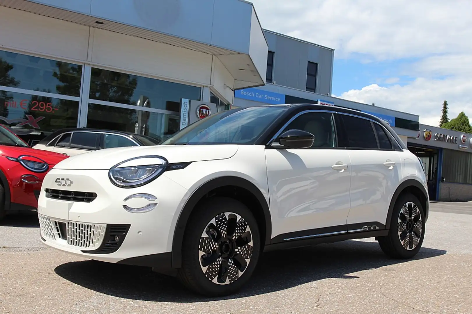 Fiat 600 Hybrid-LA PRIMA T-GEN3 145 Weiß - 1
