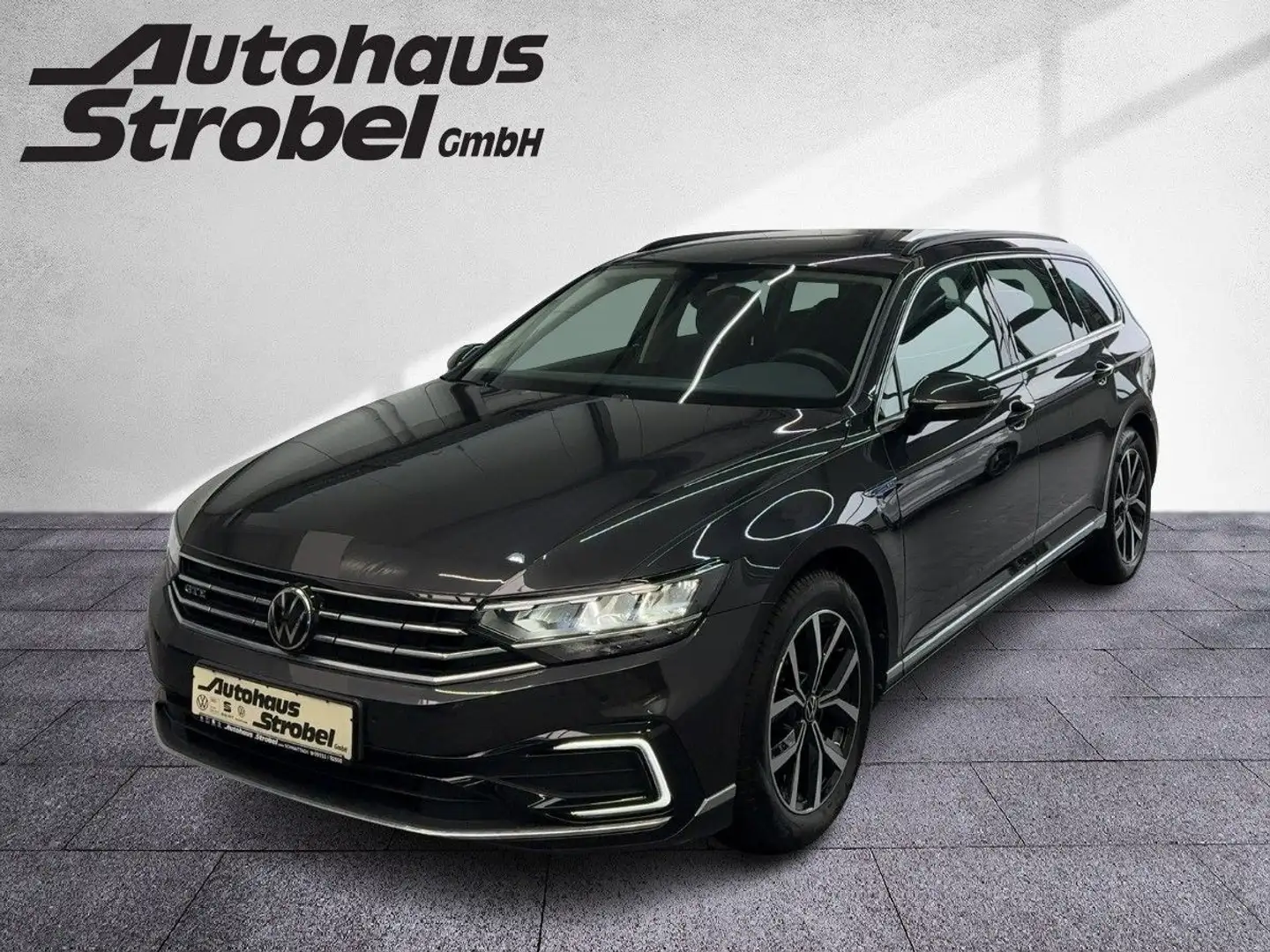 Volkswagen Passat Variant GTE 1.4 TSI DSG ACC LED Navi Kame Grau - 2