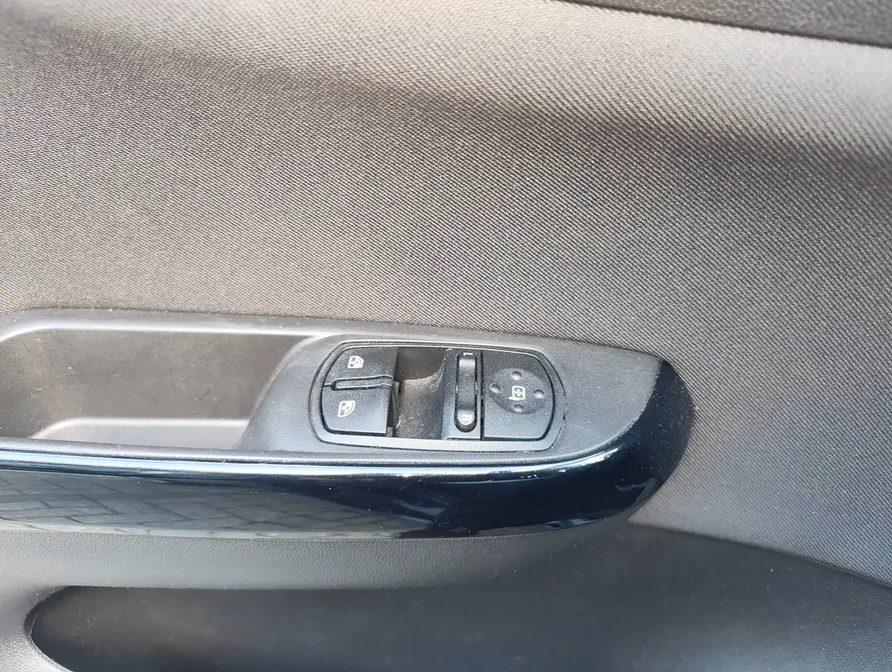 Opel Corsa 1.2 Turbo Edition S/S automaat 46469 km NAV Camera, миниатюра 10