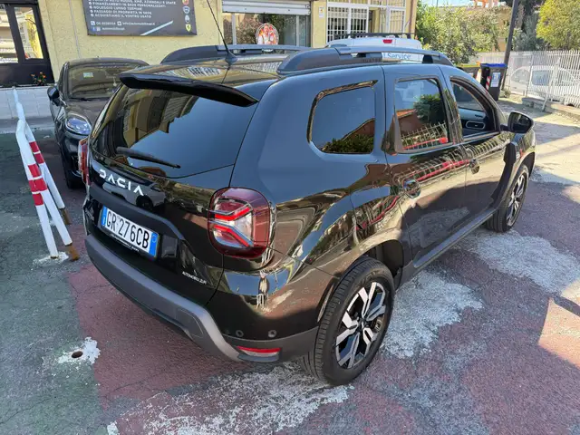 Dacia Duster view 7