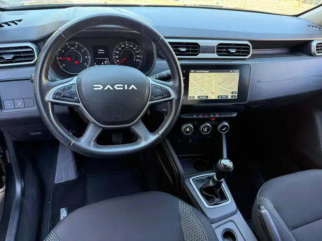 Dacia Duster view 11