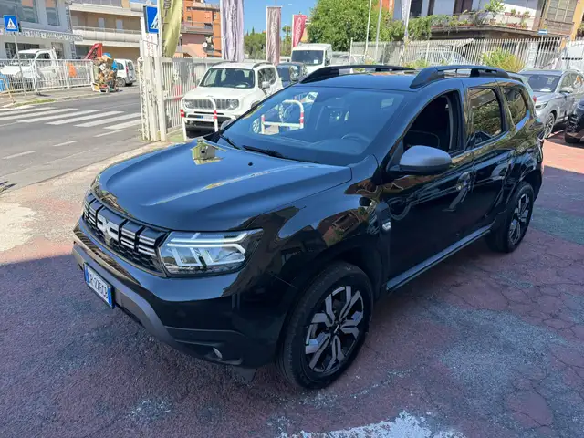 Dacia Duster view 3