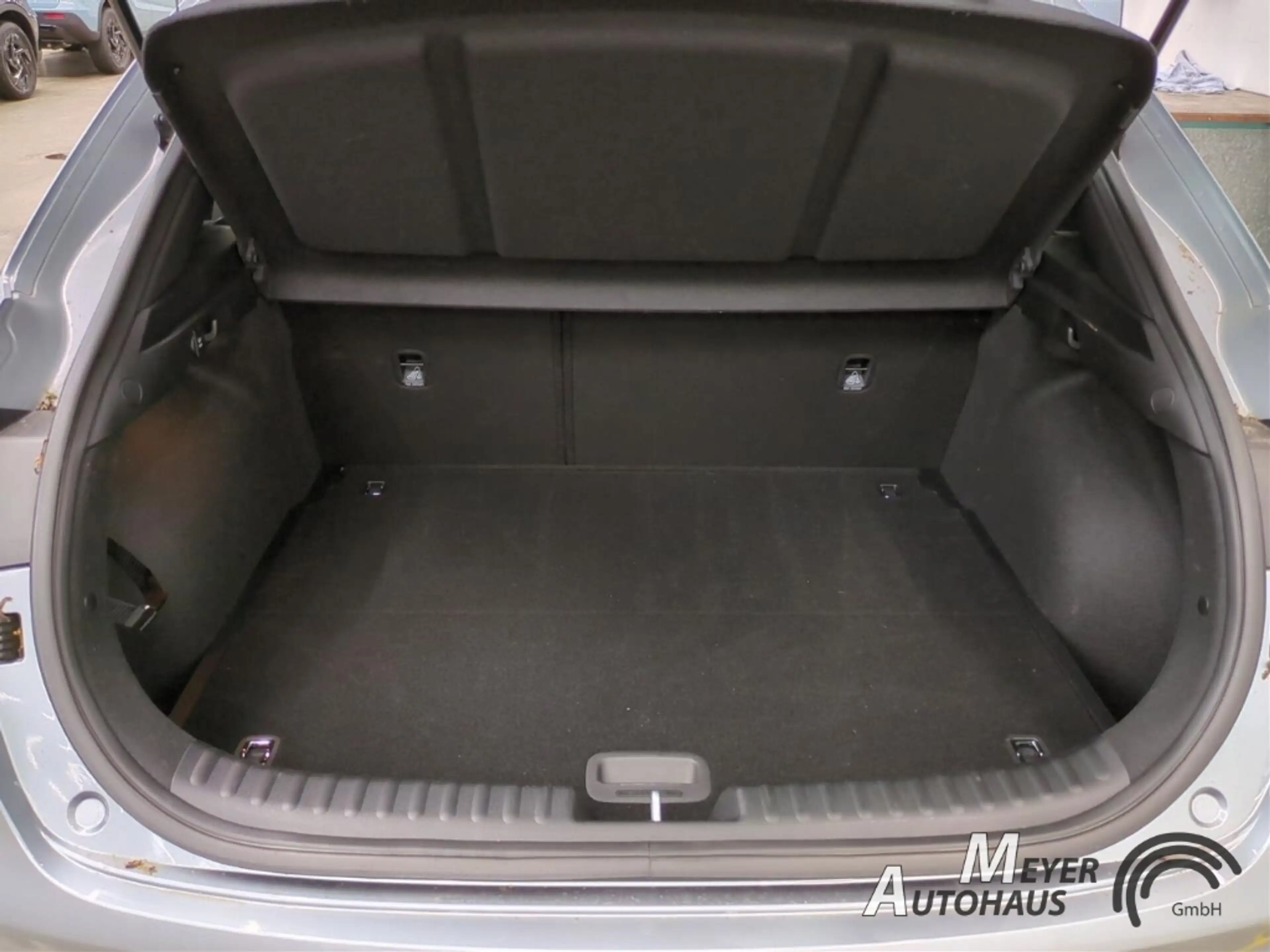 Kia XCeed 1.5T DCT Vision+Komfort+el. Sitzverstellung+Spurfo — photo 6