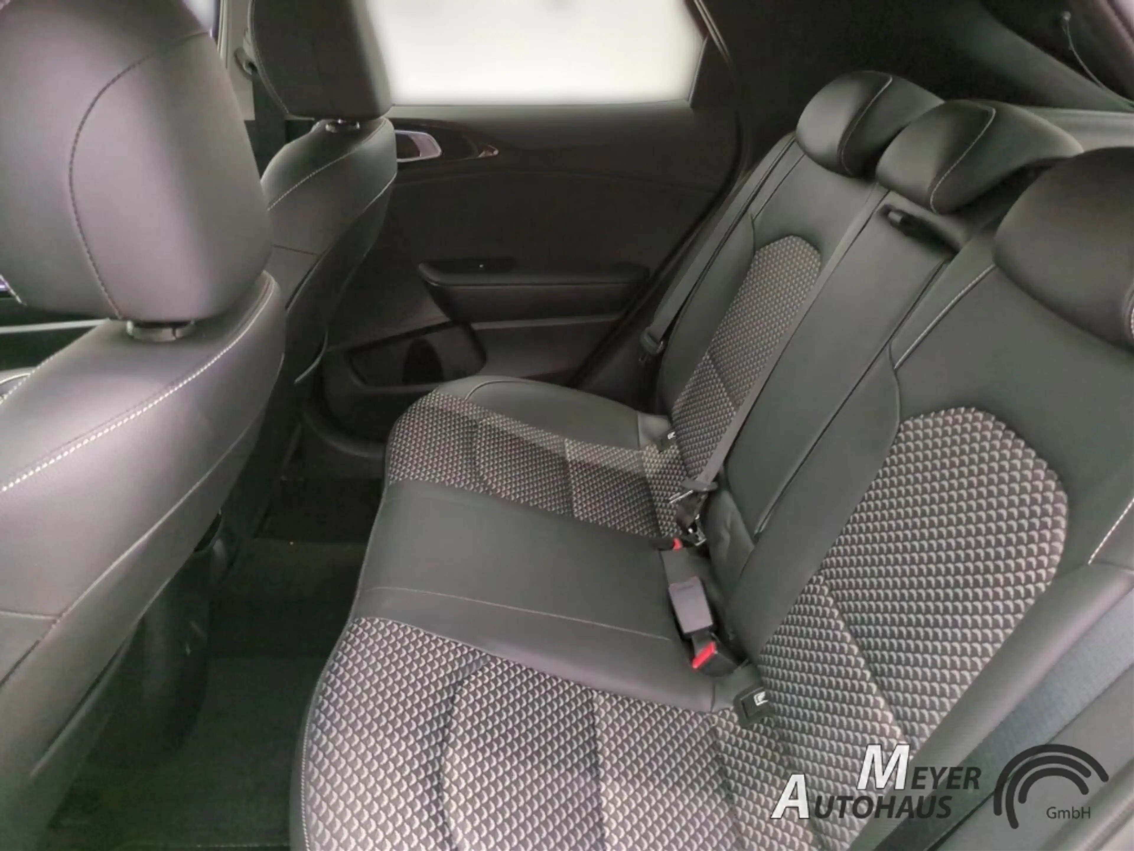 Kia XCeed 1.5T DCT Vision+Komfort+el. Sitzverstellung+Spurfo — photo 9