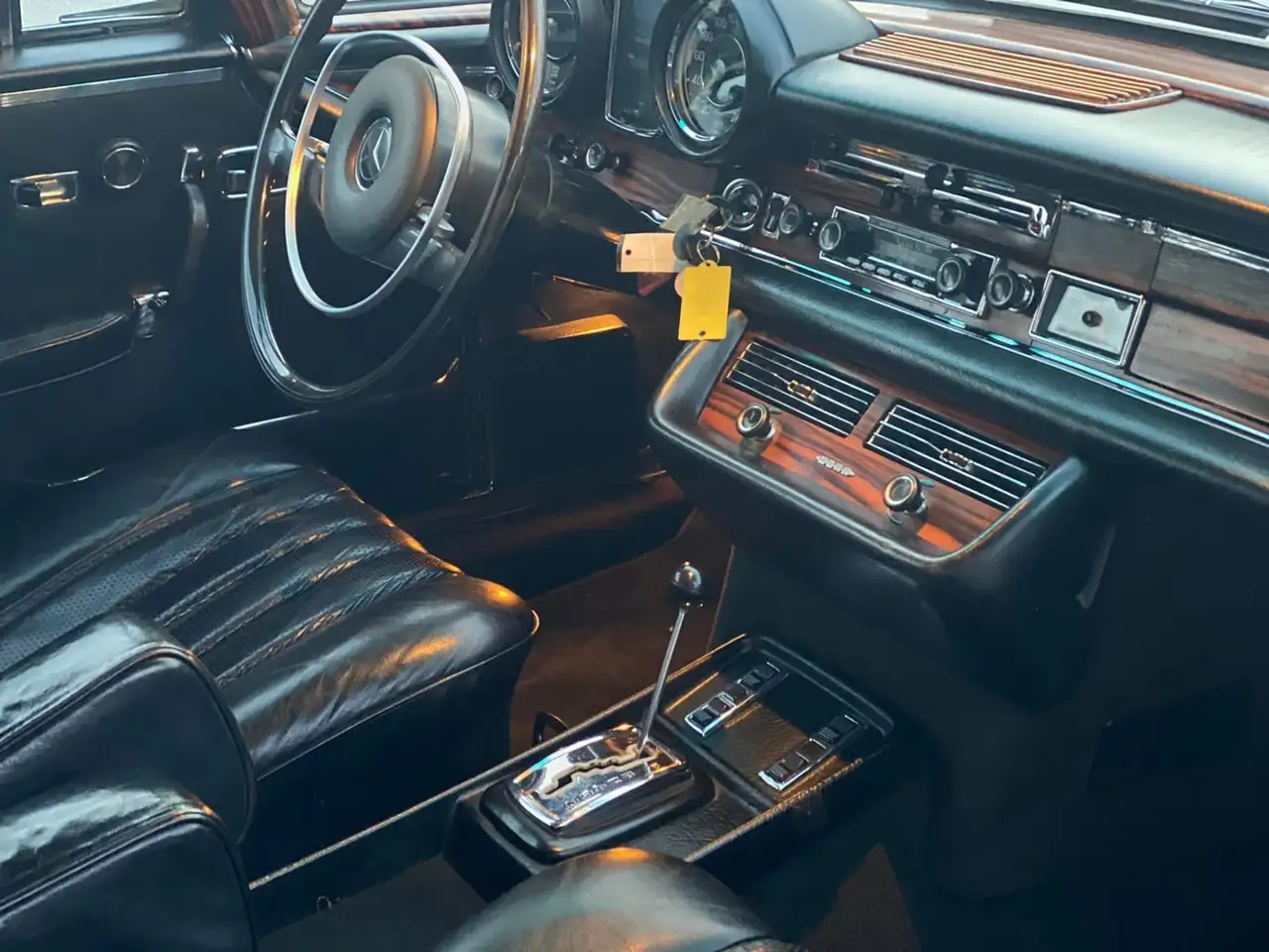 Mercedes-Benz 280 Coupe SE 3.5 Schiebedach, foto 6