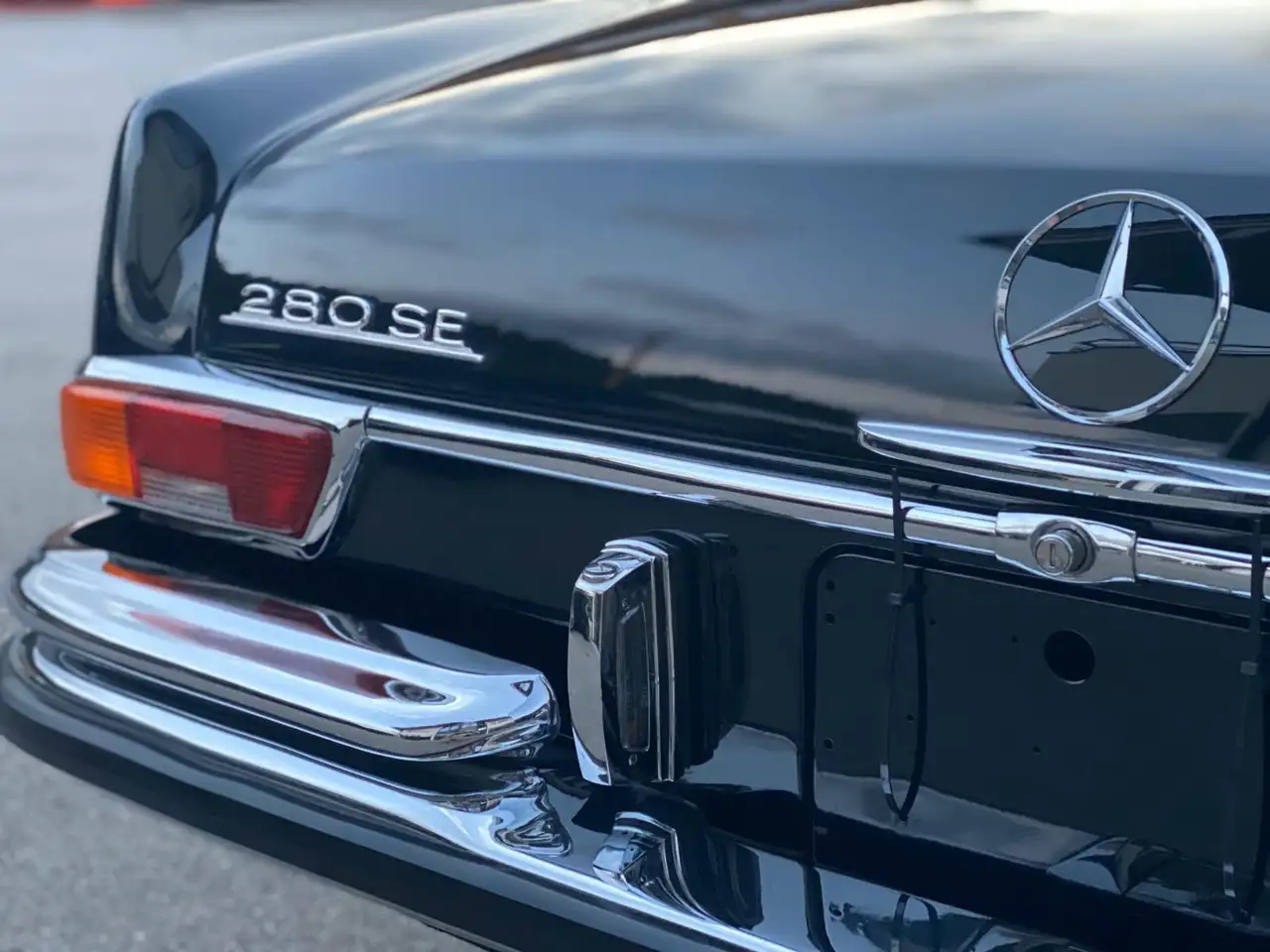 Mercedes-Benz 280 Coupe SE 3.5 Schiebedach, foto 5
