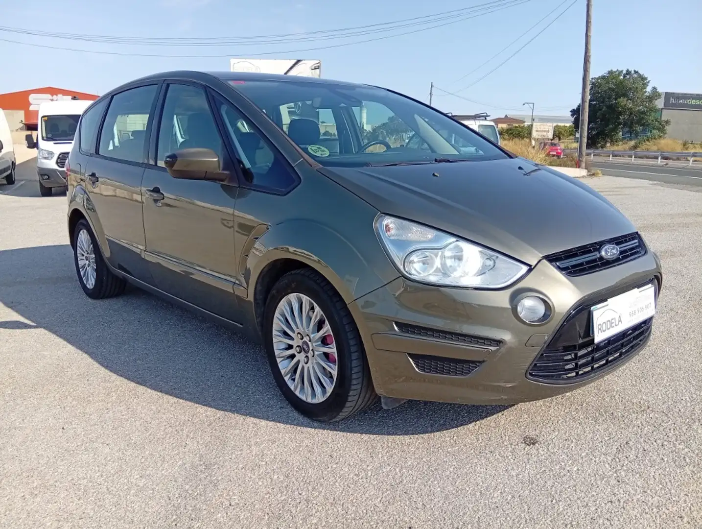 Ford S-Max 2.0TDCI Trend Powershift 140 Marrón - 2