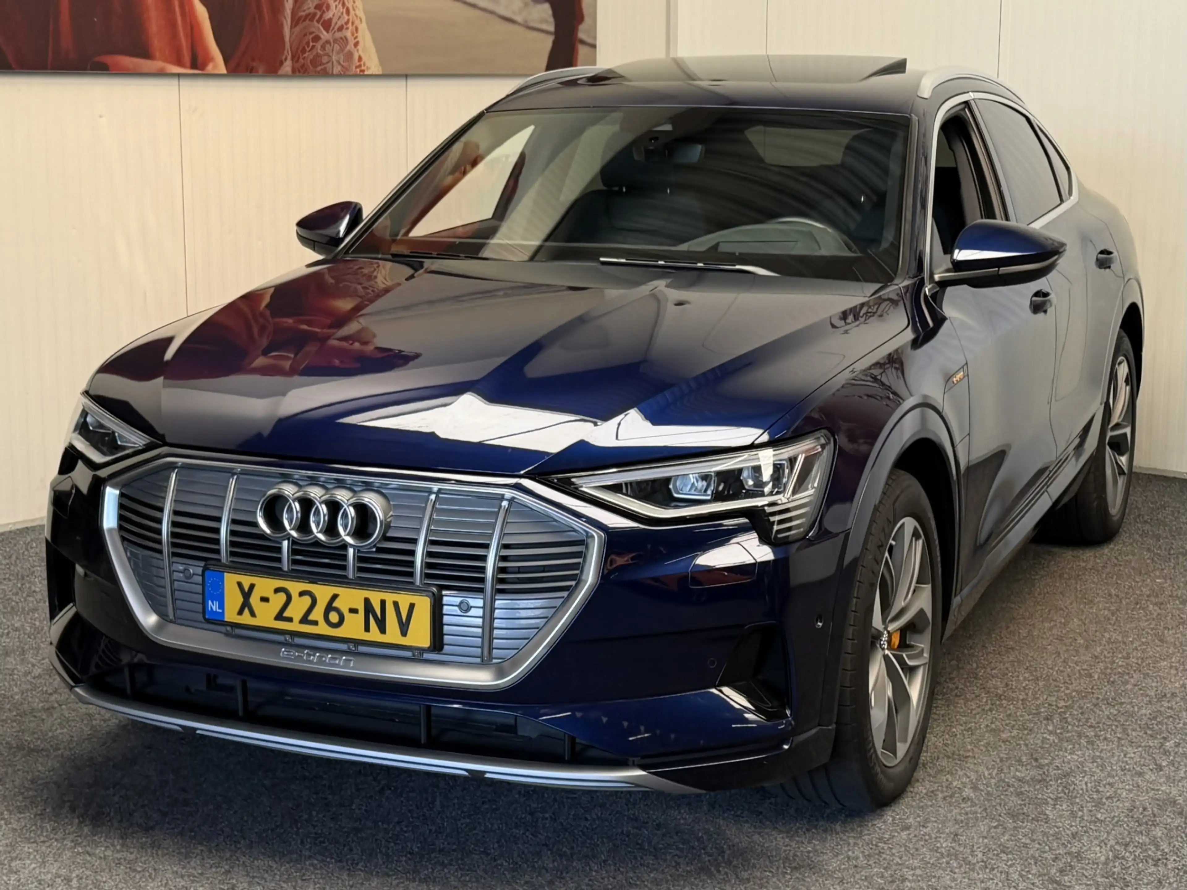 Audi e-tron SPORTBACK S-EDITION PANORAMADAK 50 QUATTRO BUSINES — photo 4