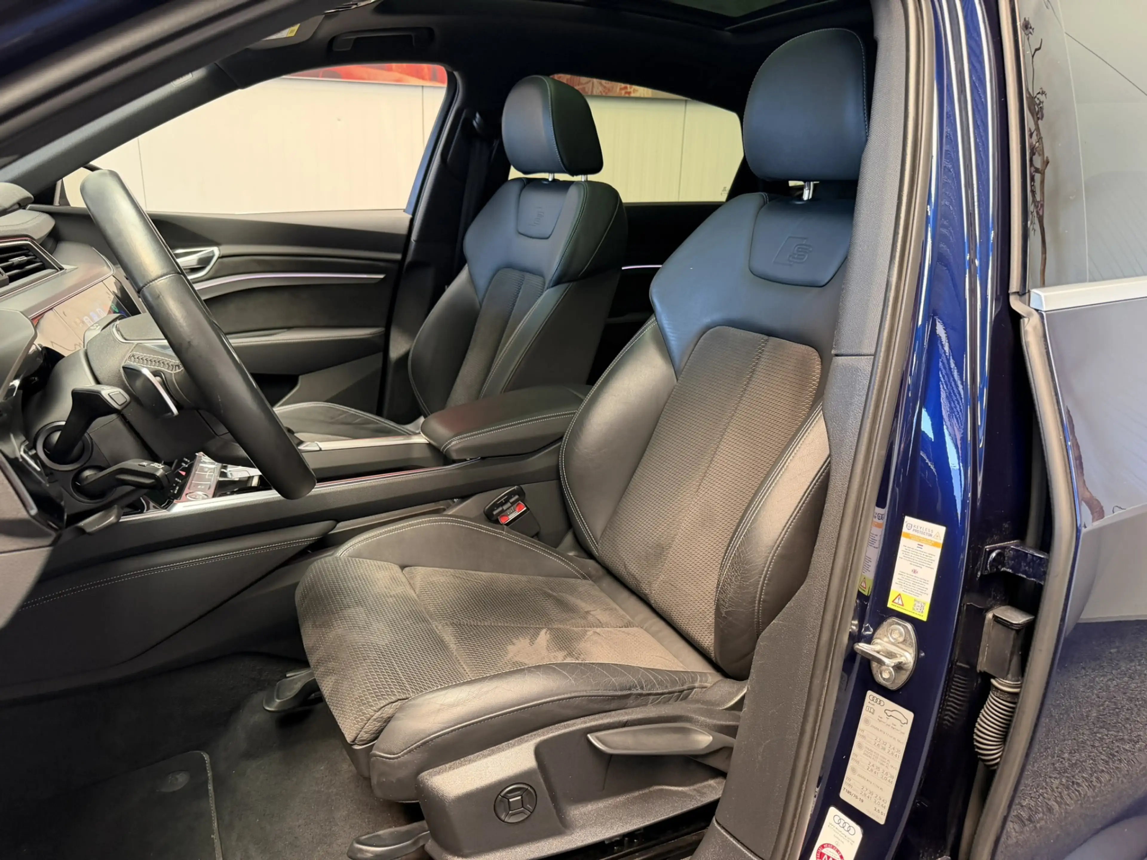Audi e-tron SPORTBACK S-EDITION PANORAMADAK 50 QUATTRO BUSINES — photo 15