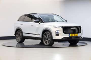 7 1.5 GDI SHS-P Exclusive | Moonlight Silver & Car