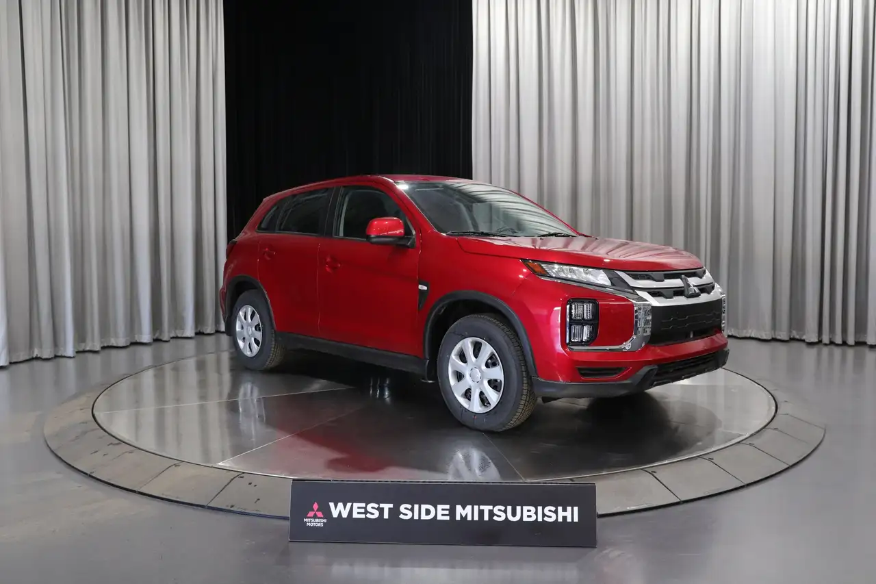 2025 Mitsubishi RVR