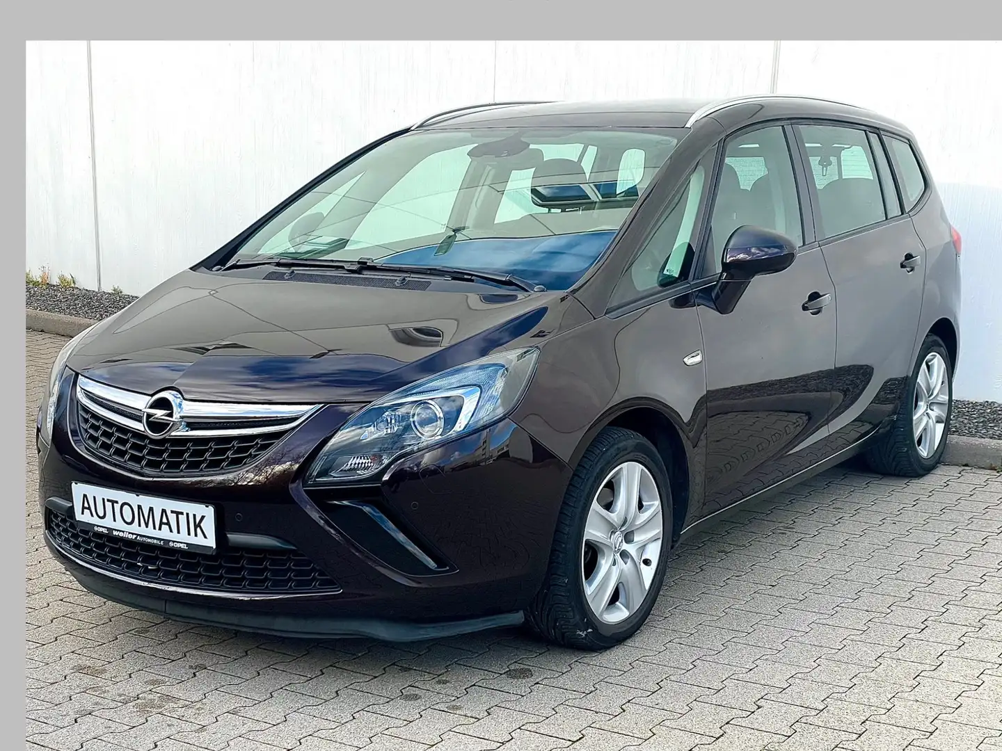 Opel Zafira Tourer 1.4 Turbo Automatik Edition smeđa - 1
