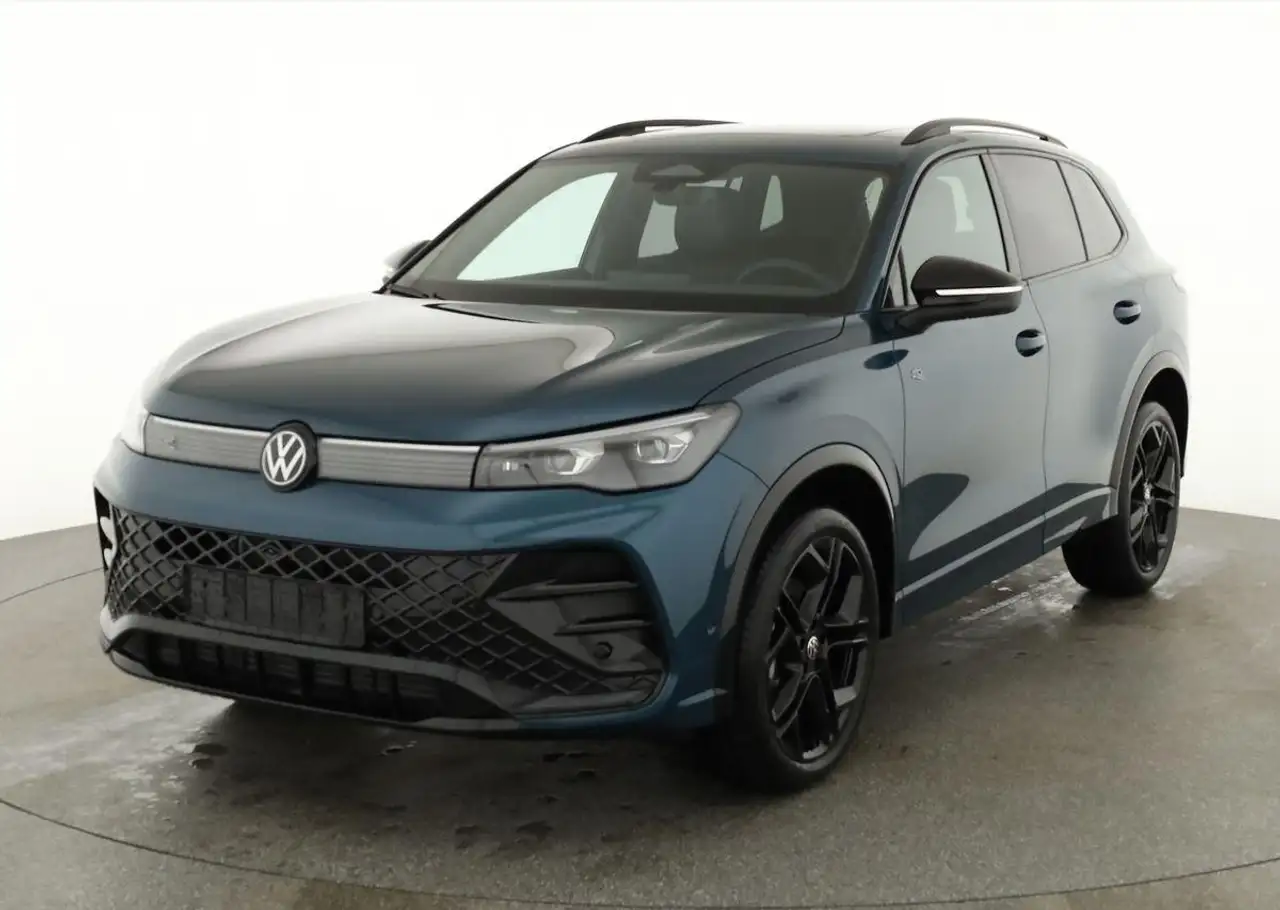 Volkswagen Tiguan TDI DSG 4M R-LINE Black, 20-Zoll, Pano, Leder, IQ. 2