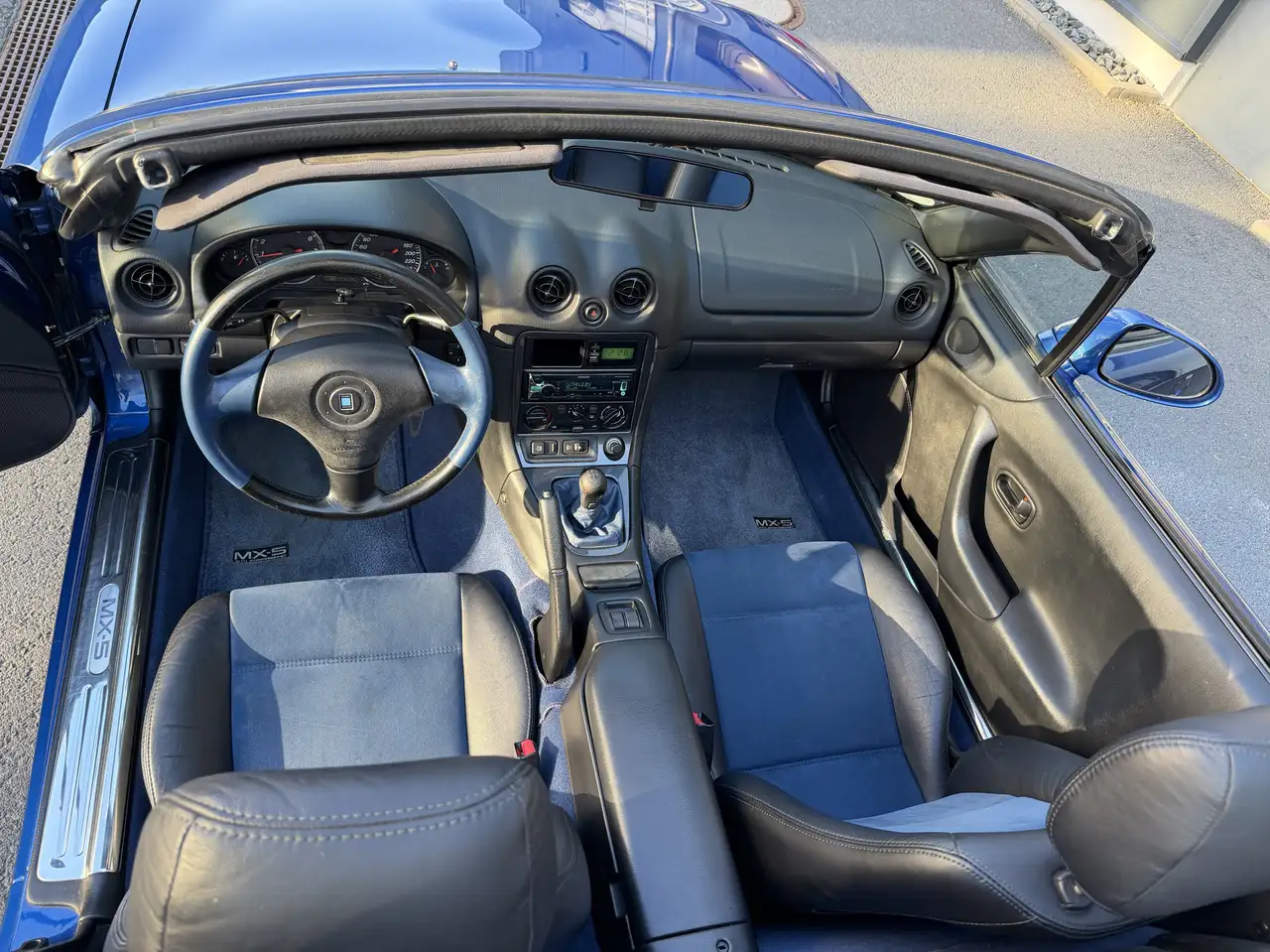 Mazda MX-5 1.9i 16V 10th Anniversary, foto 10