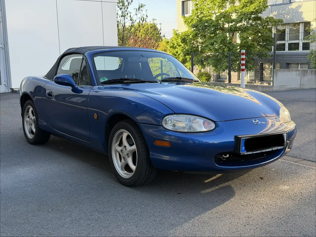 Mazda MX-5 1.9i 16V 10th Anniversary, foto 2