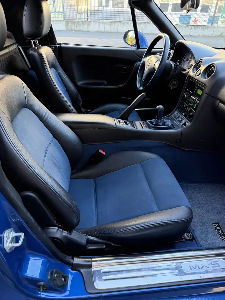 Mazda MX-5 1.9i 16V 10th Anniversary, foto 12