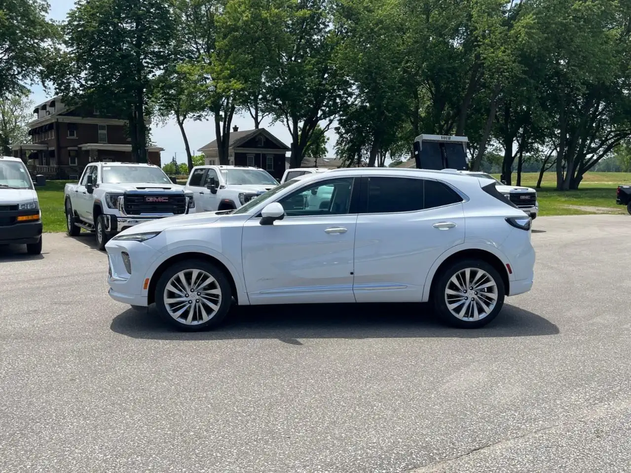 Buick Envision снимка Buick Envision
