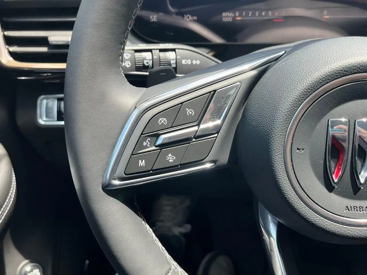 Buick Envision снимка Buick Envision