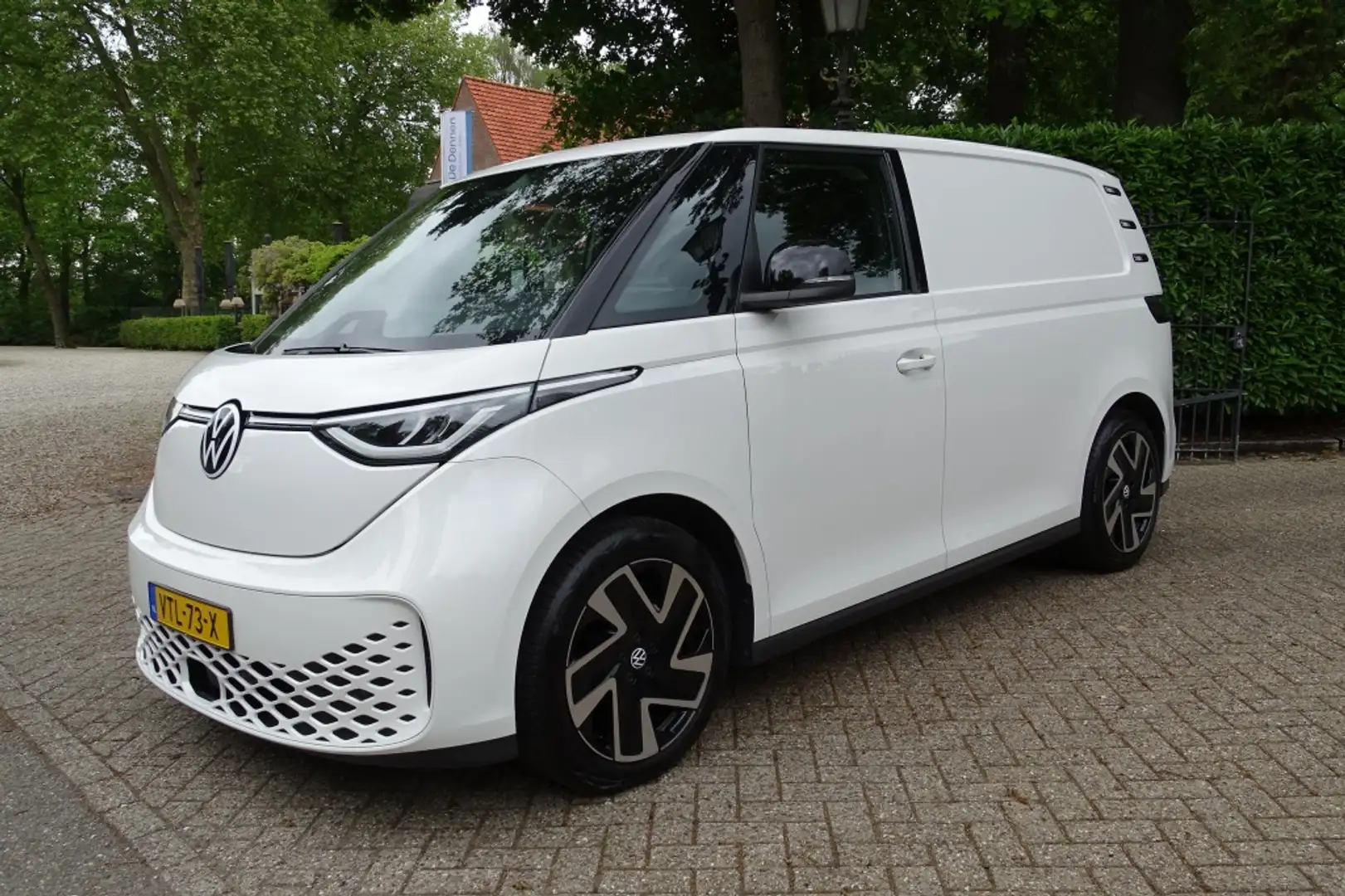 Volkswagen ID. Buzz Cargo 77 kWh SOH 100% 1e eig Weiß - 2