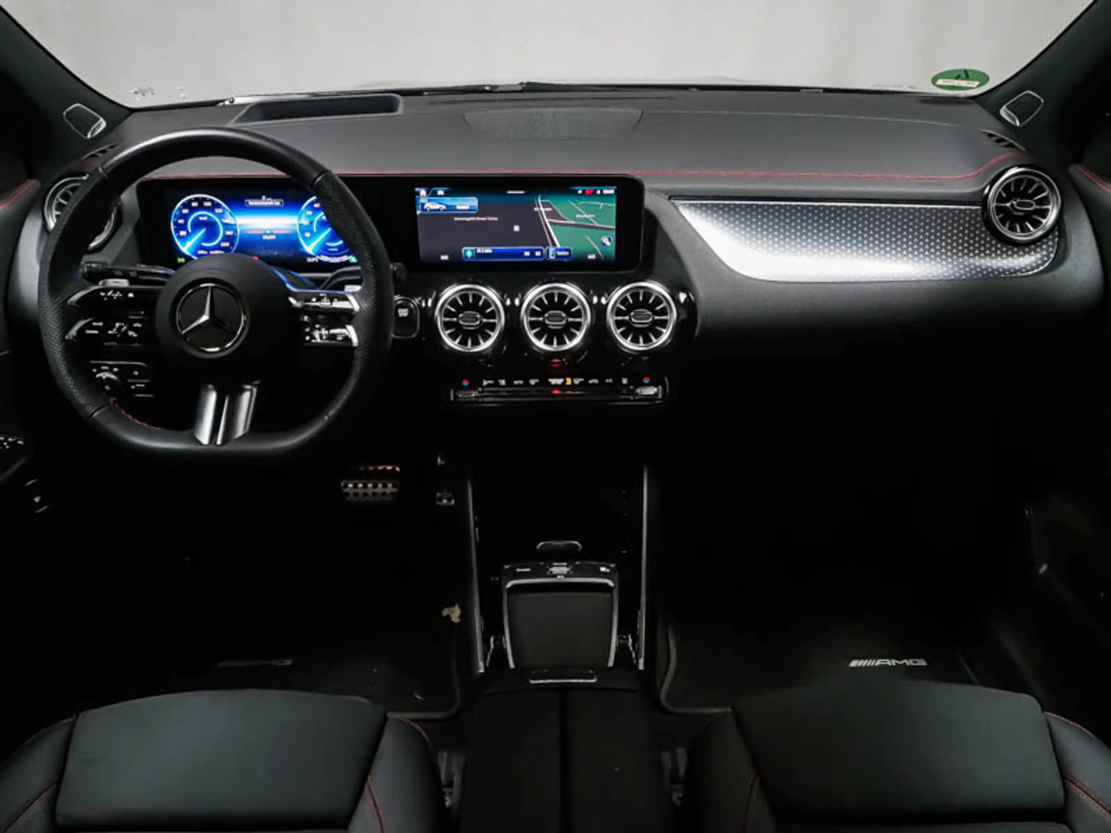 Mercedes-Benz EQA 250 + , AMG BURM NIGHT PREMIUM MEMO 360 AHK — photo 10
