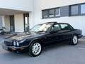 Jaguar XJ 8 4,0 V8 Executive Pensionistenfahrzeug sehr ge... Schwarz - thumbnail 3