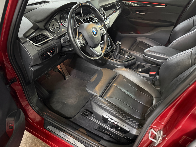 BMW 218 Active Tourer 218i — photo 6