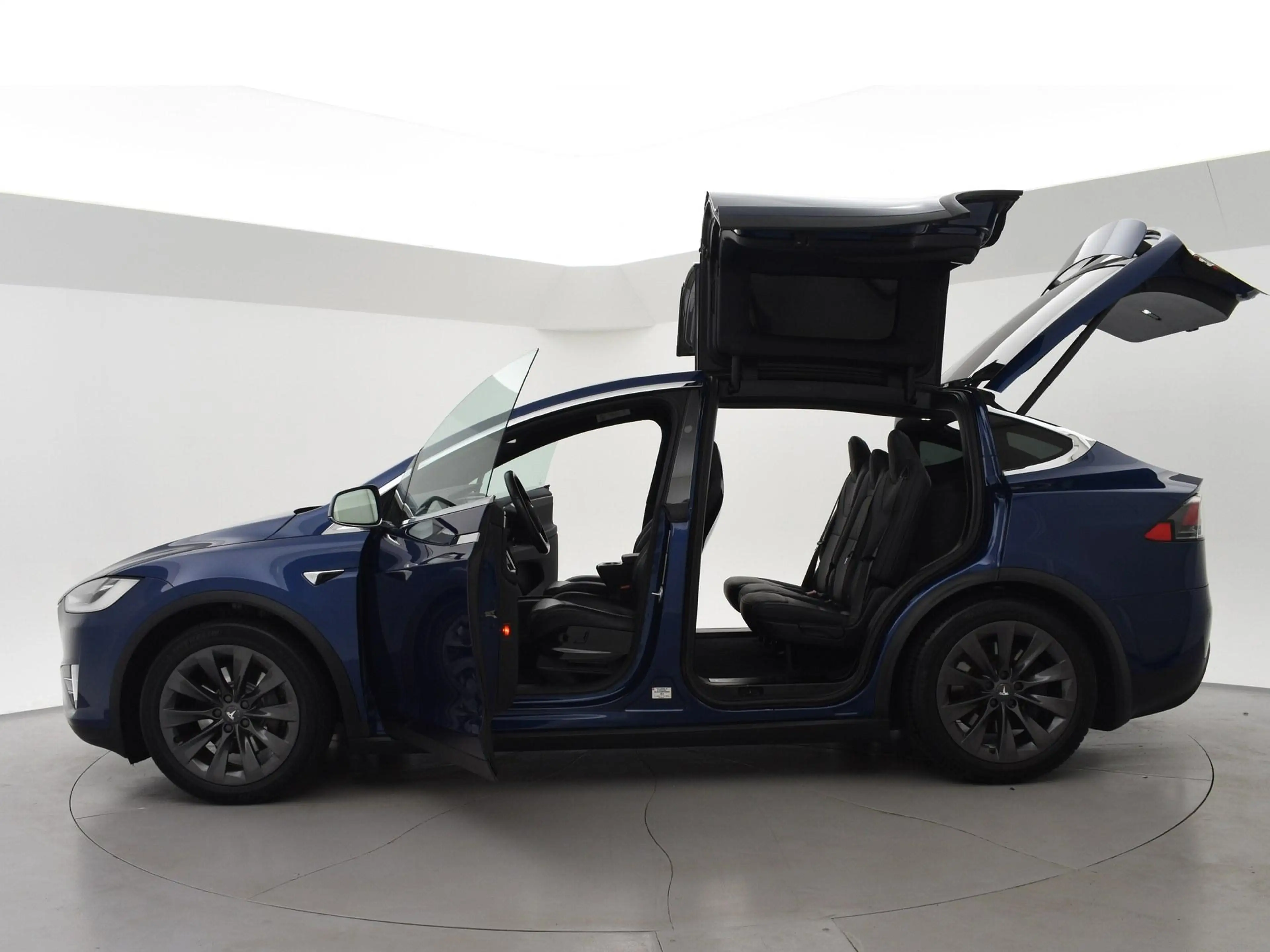 Tesla Model X 75D + TREKHAAK 2250 KG | LEDER | PANORAMA | LUCHTV — photo 5