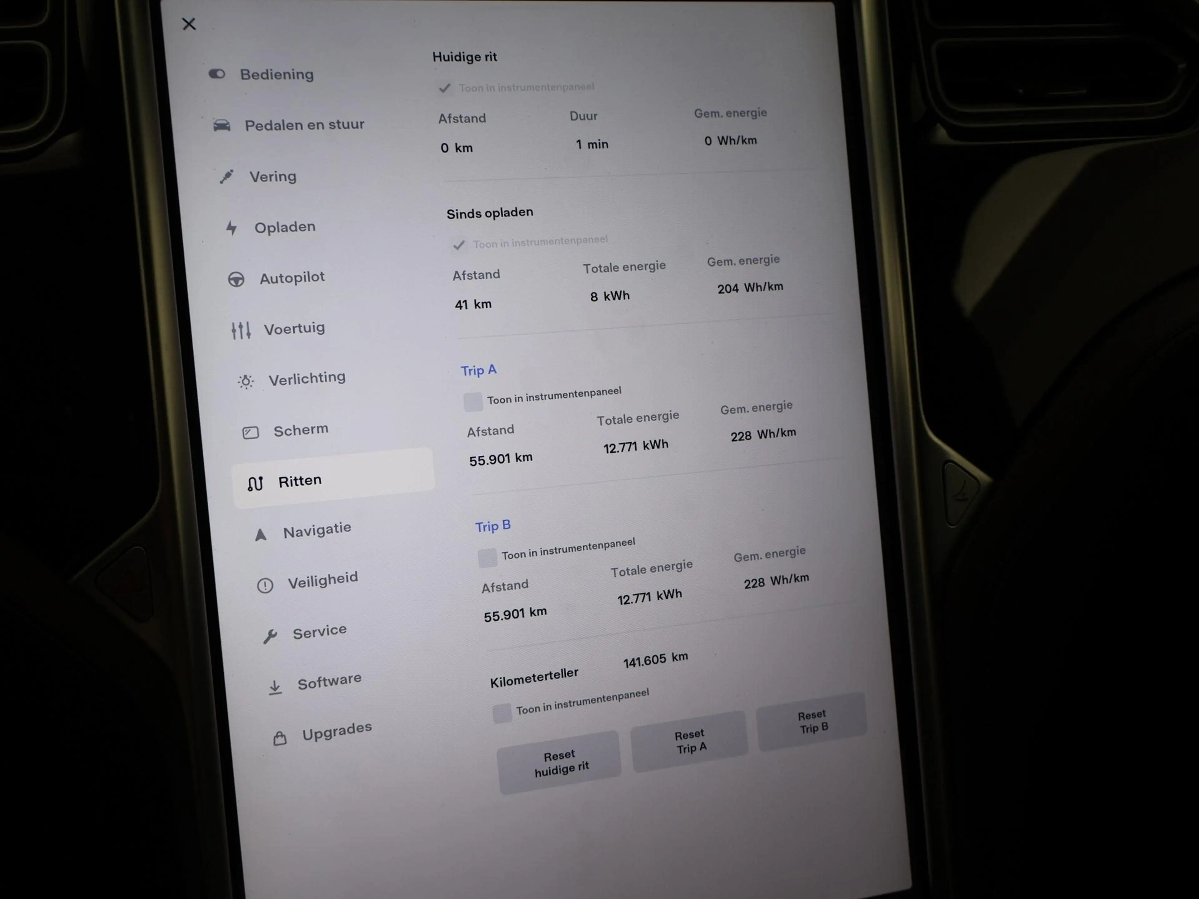 Tesla Model X 75D + TREKHAAK 2250 KG | LEDER | PANORAMA | LUCHTV — photo 43