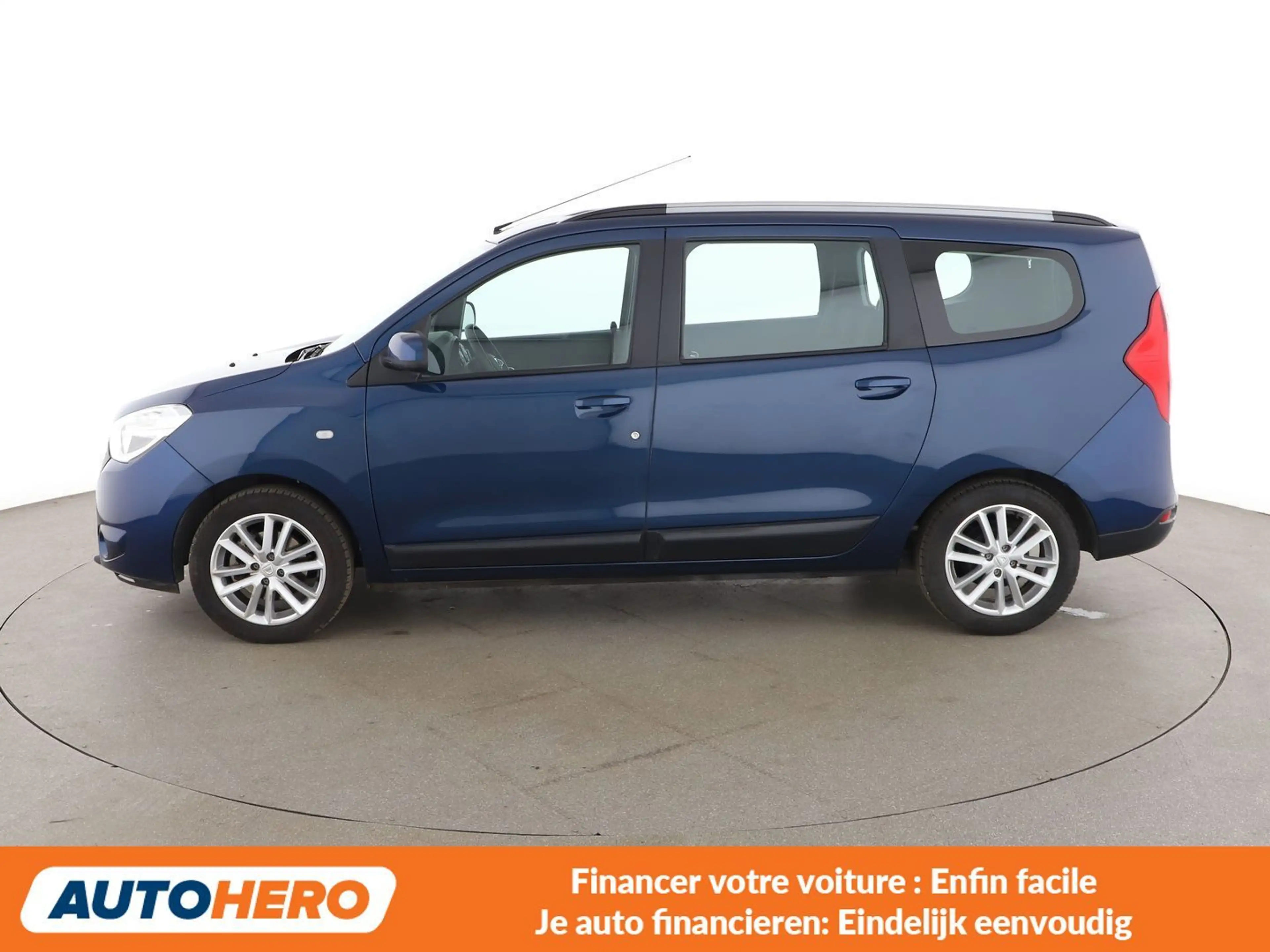 Dacia Lodgy 1.2 TCe Comfort — photo 3