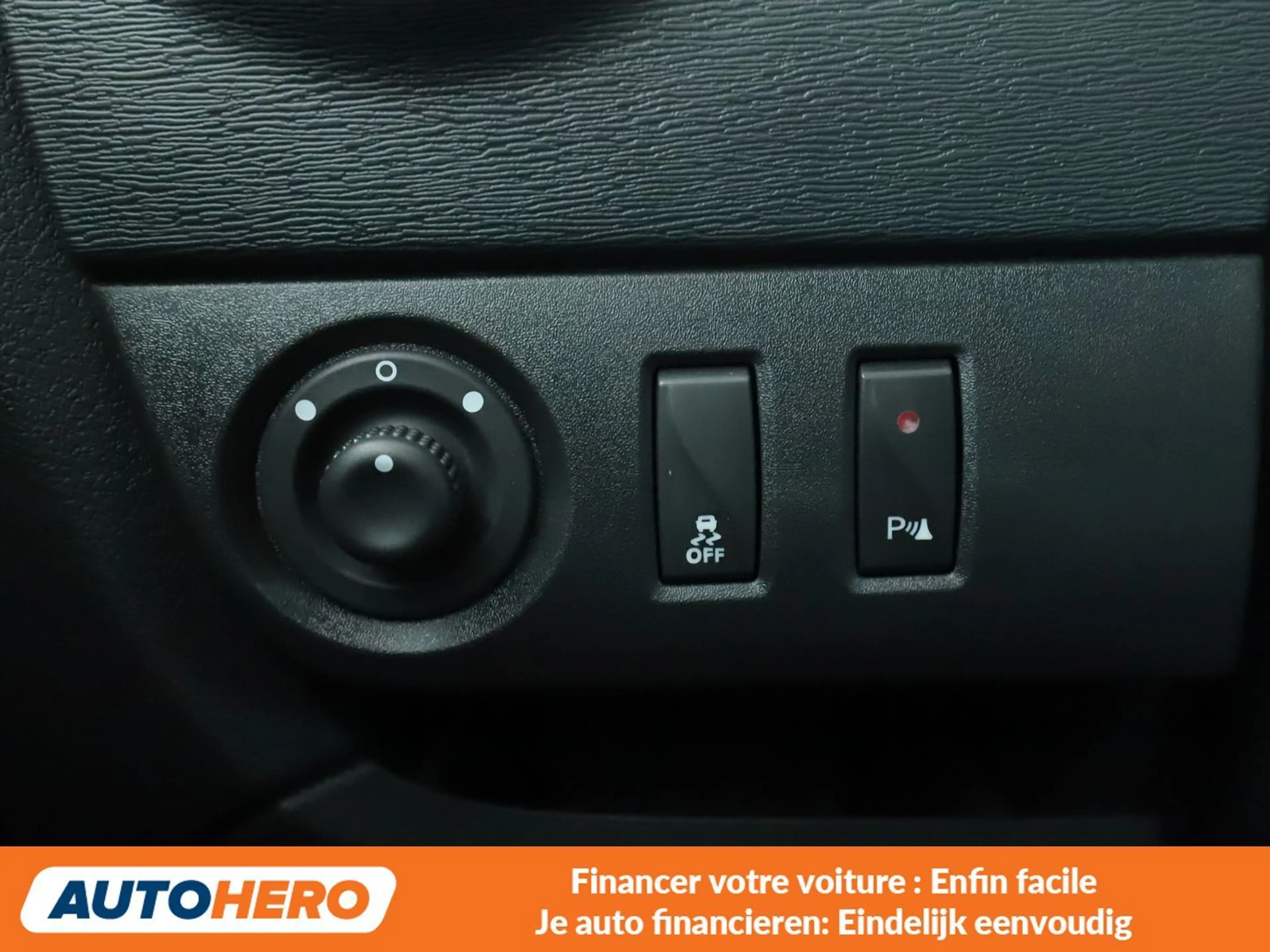 Dacia Lodgy 1.2 TCe Comfort — photo 13