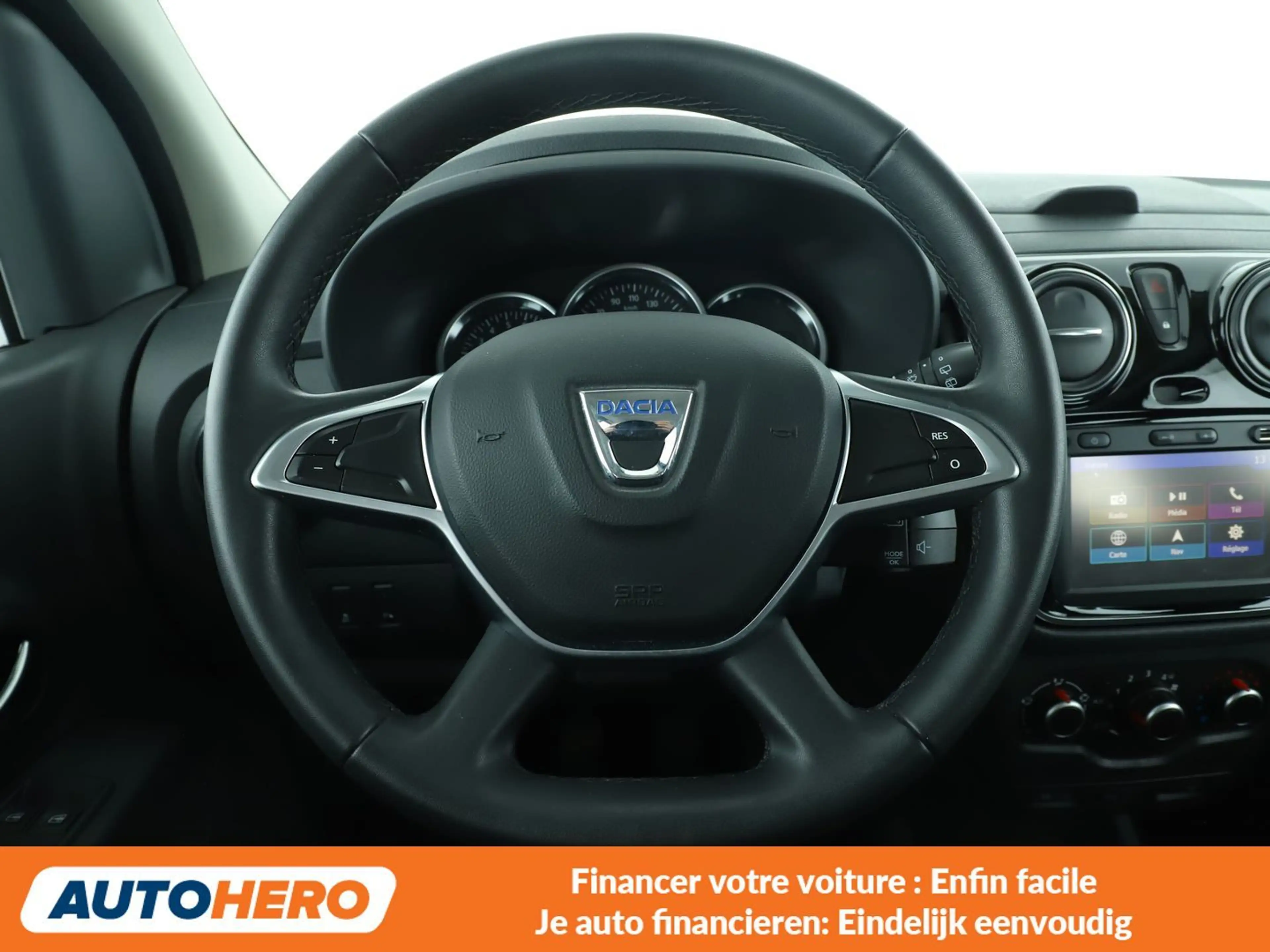 Dacia Lodgy 1.2 TCe Comfort — photo 5