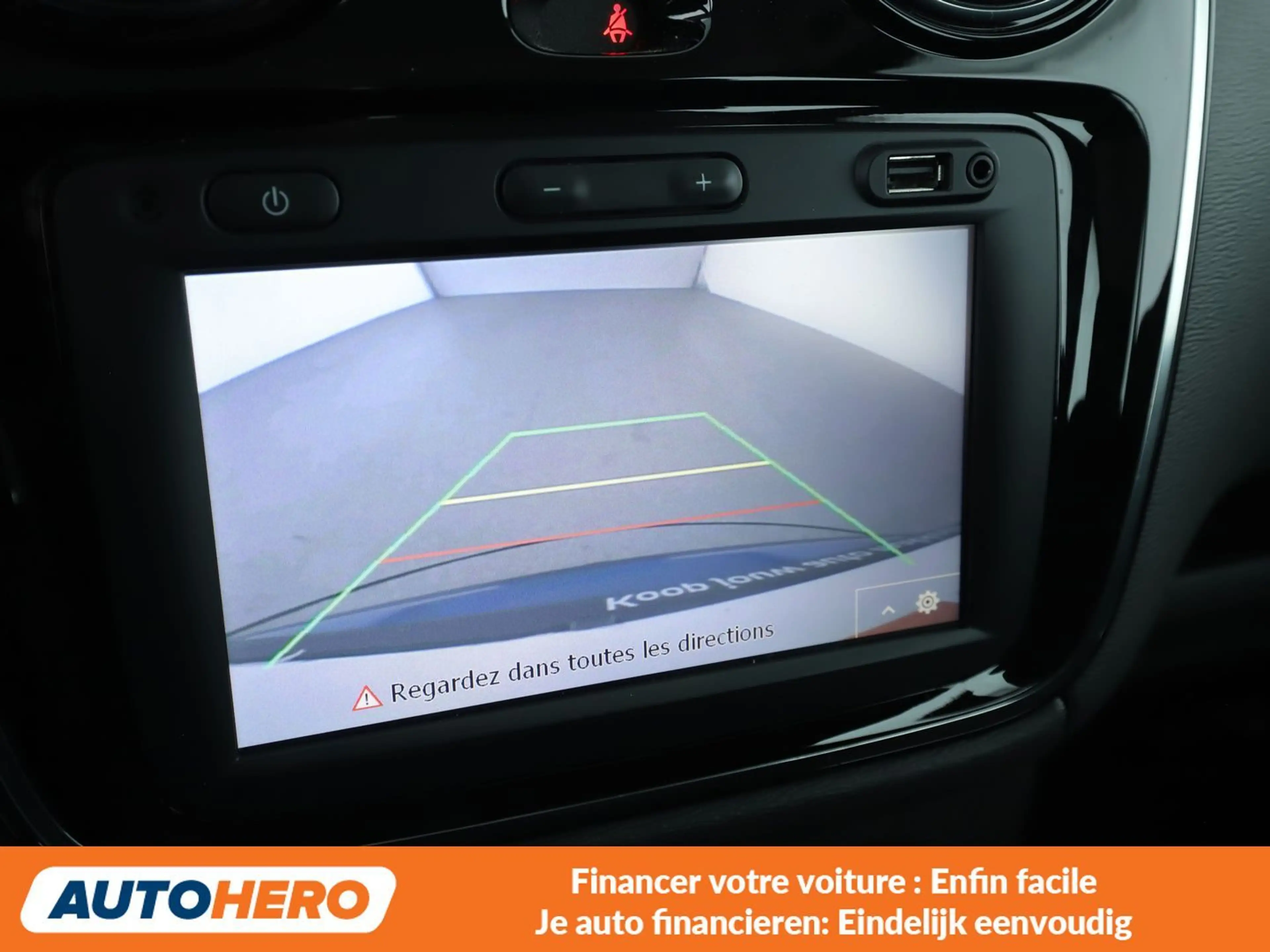 Dacia Lodgy 1.2 TCe Comfort — photo 9
