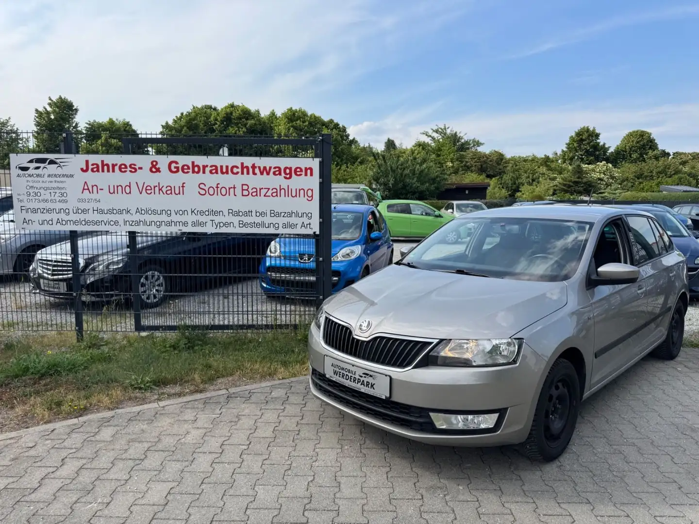 Skoda Rapid/Spaceback Spaceback Ambition Beige - 1