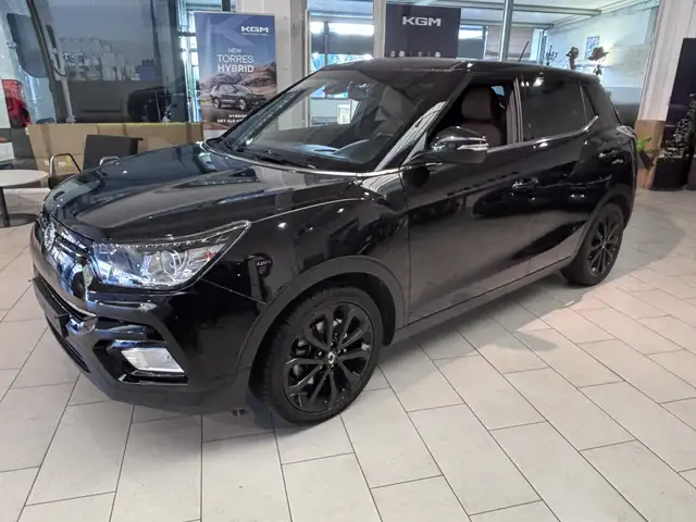 SsangYong Tivoli e-XGi 160 2WD S/S Sapphire - Black Edition -