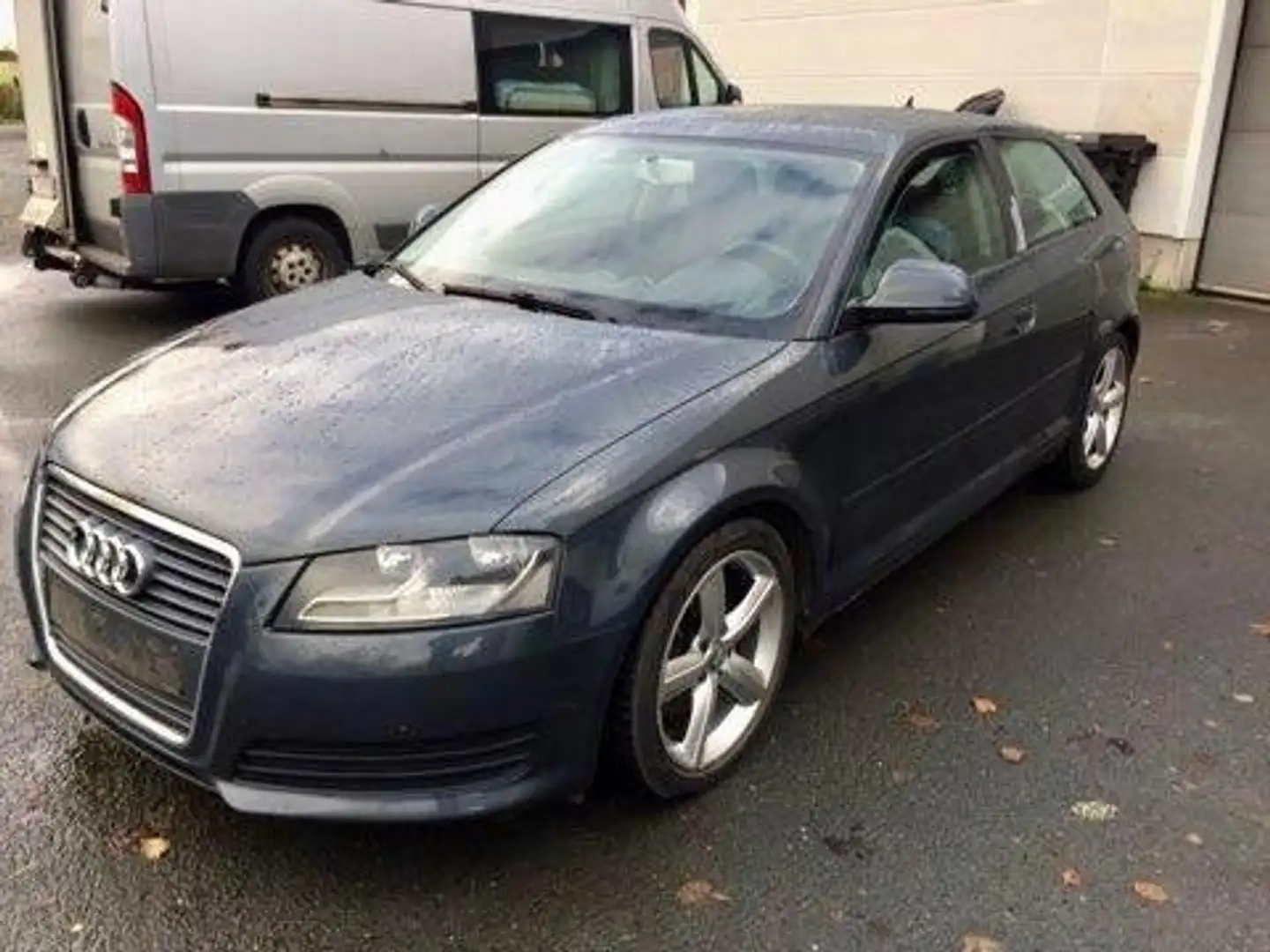 Audi A3 A3 2.0 TDi Ambition DPF Gris - 1