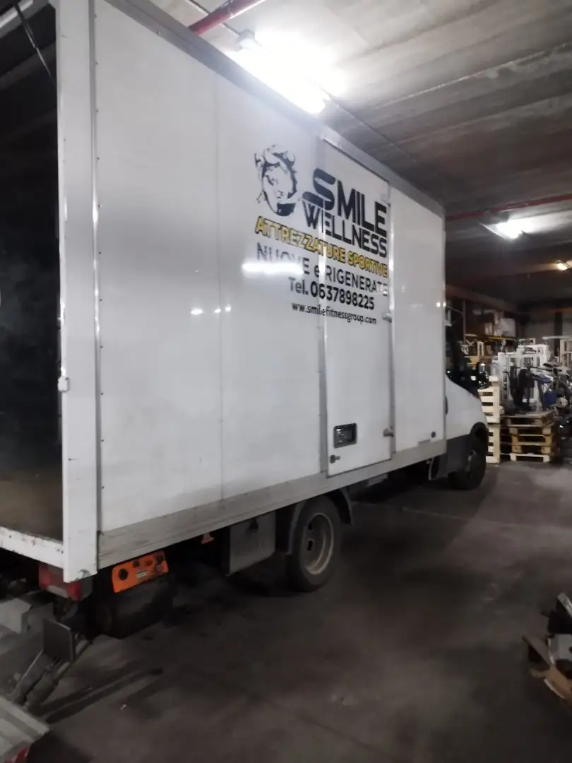 Iveco Daily completo con sponda idraulica Bílá - 2