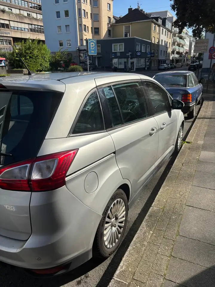 Ford Grand C-Max