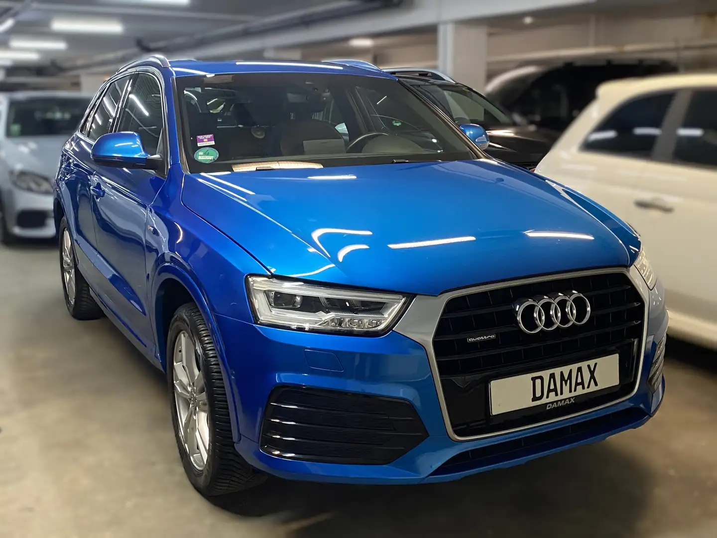Audi Q3 sport quattro S-LINE*PANO*TOTWI*LEDER*AHK Blau - 2