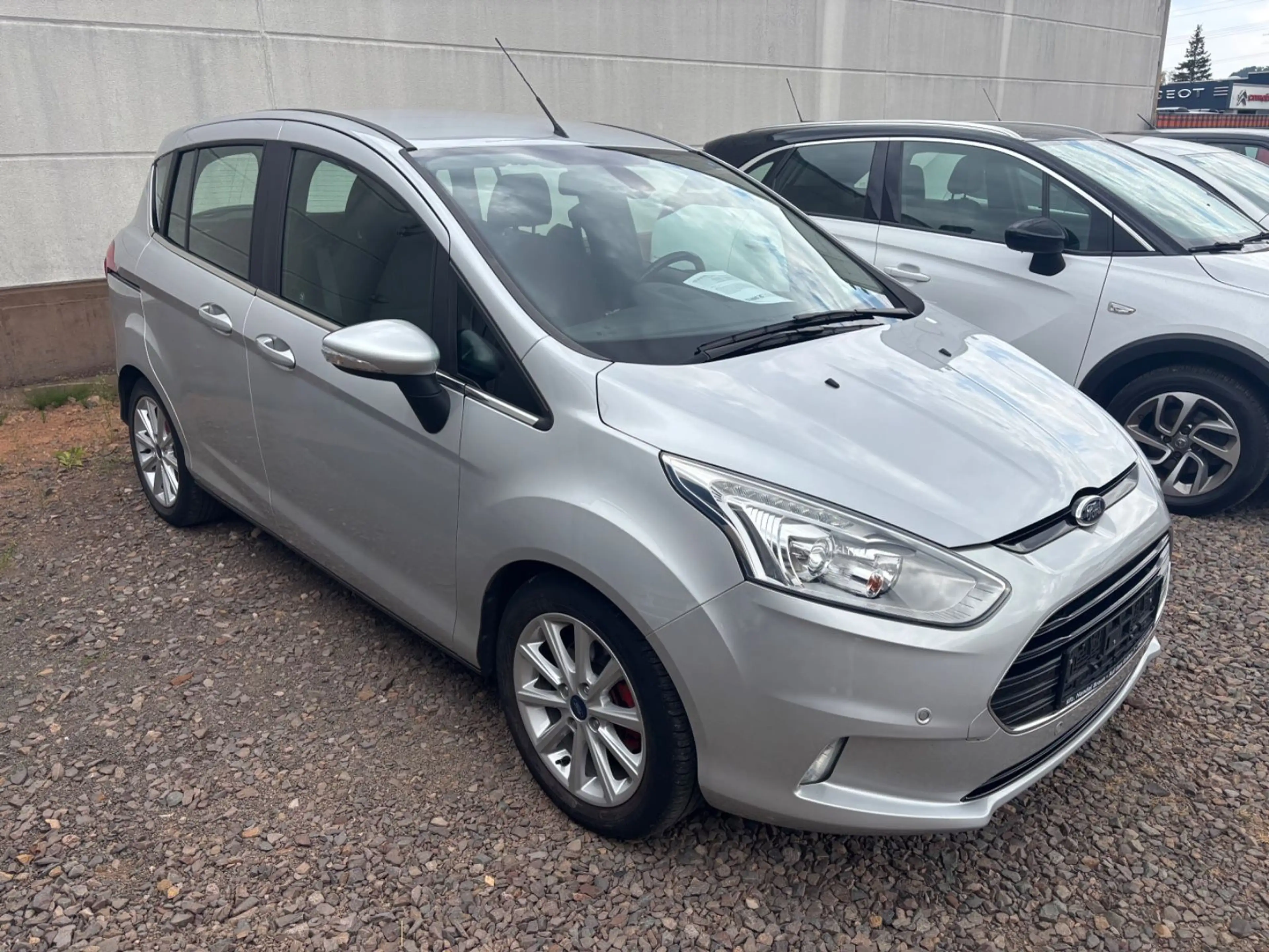 Ford B-Max B-MAX Titanium*1.HAND* — photo 2
