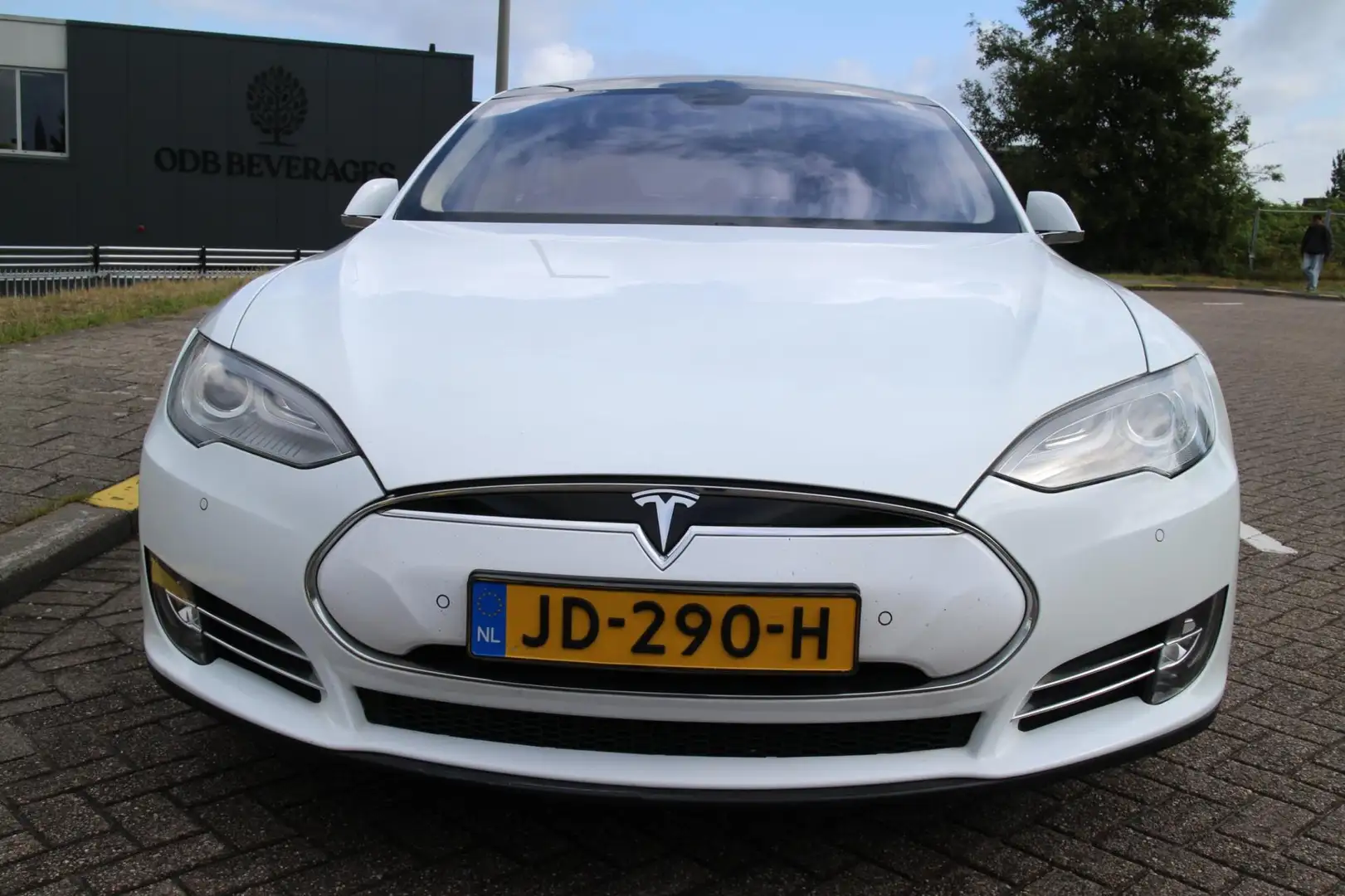 Tesla Model S 60 Base Bílá - 2