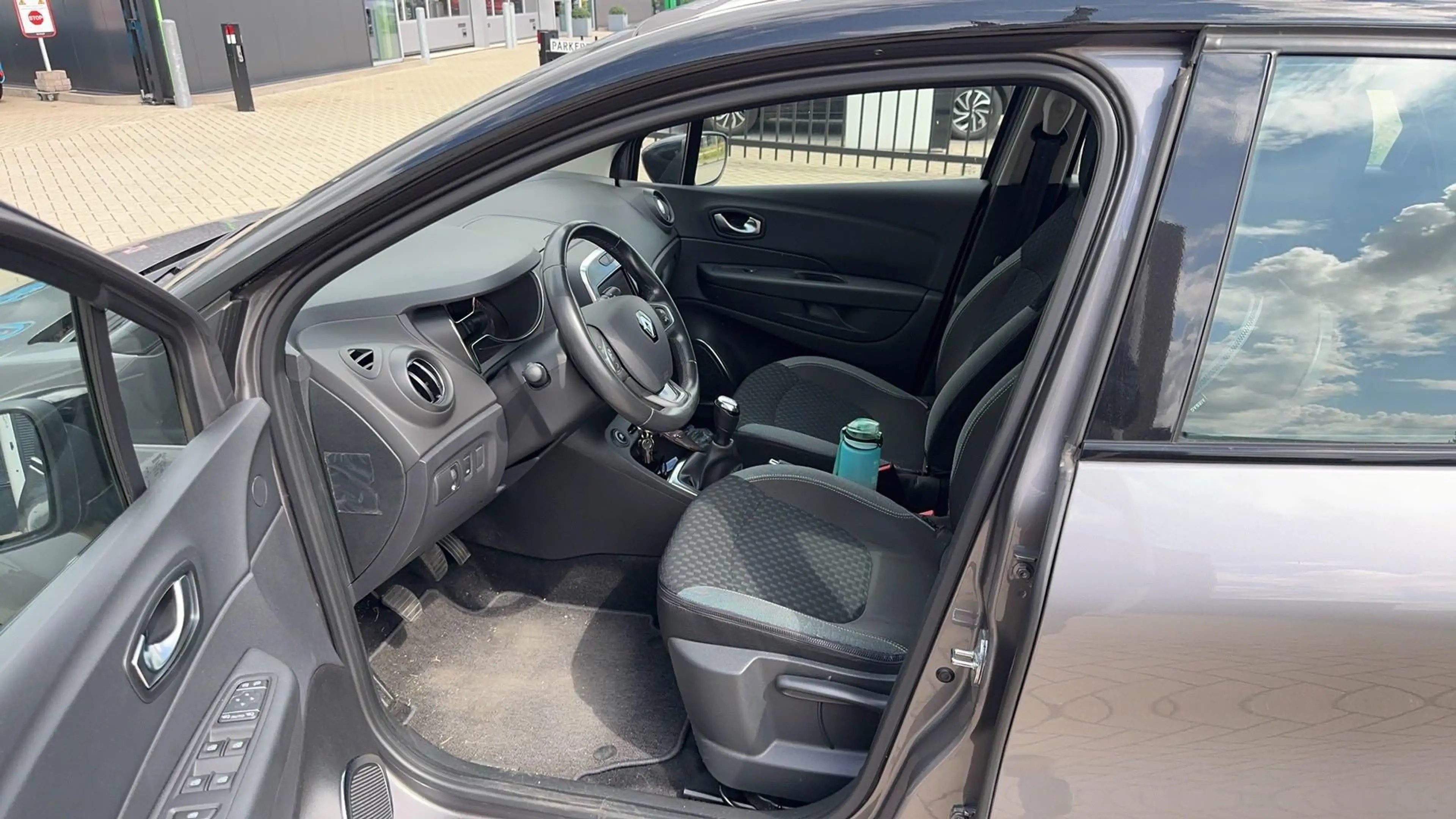 Renault Captur 0.9 TCe Intens | Navi | ECC | Cruise Control | R-L — photo 8
