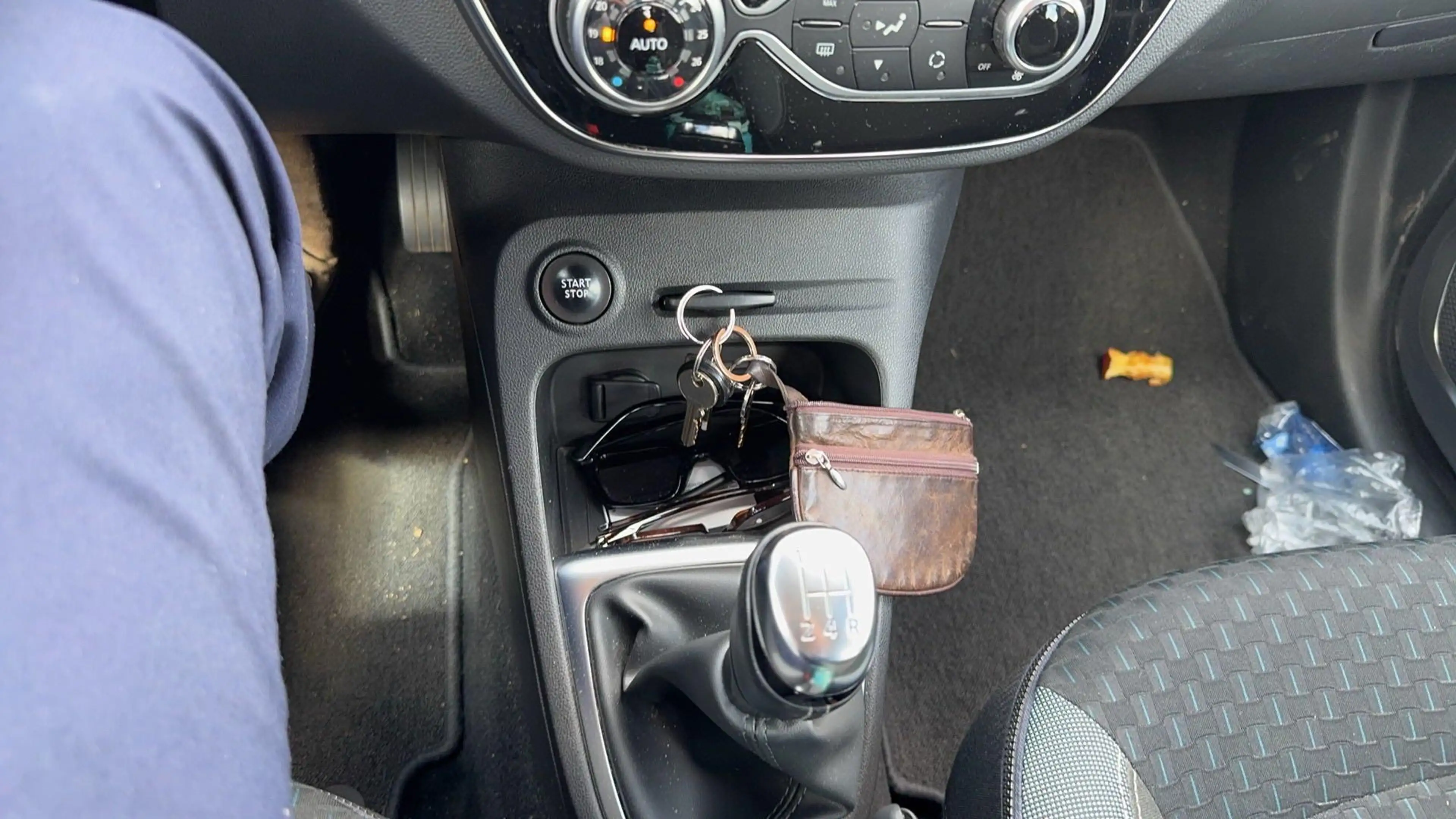 Renault Captur 0.9 TCe Intens | Navi | ECC | Cruise Control | R-L — photo 12