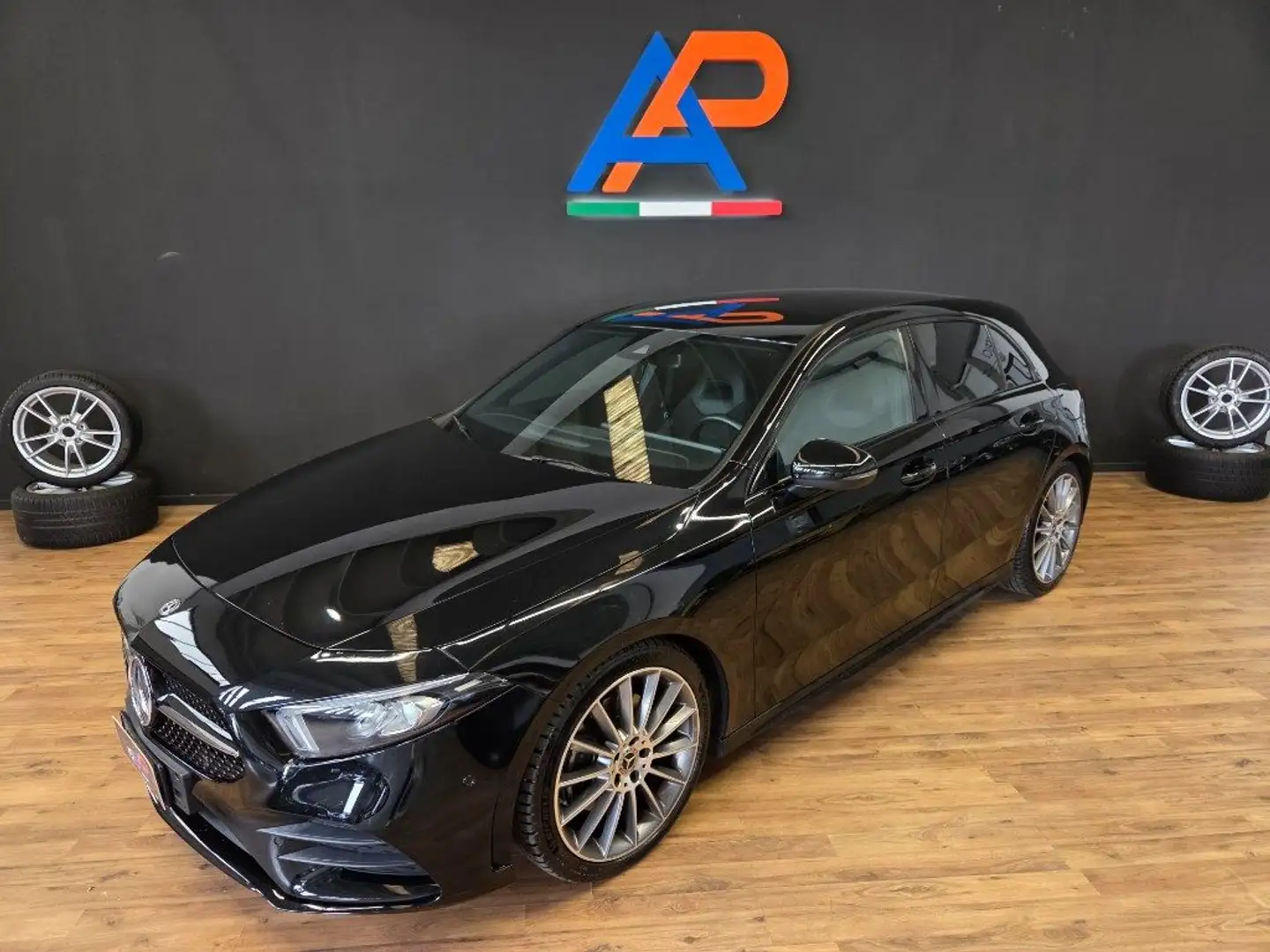 Mercedes-Benz A 220 d Automatic PREMIUM Nero - 2